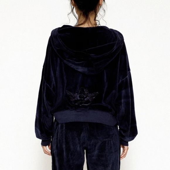 Boys Lie - Embroidered Navy Velour Crop Hoodie - Picture 3 of 8